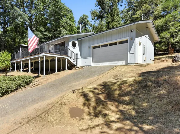5479 Wisteria Rd, Pollock Pines, CA 95726