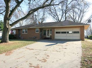 180 Lowder Rd, Waterloo, IA 50703