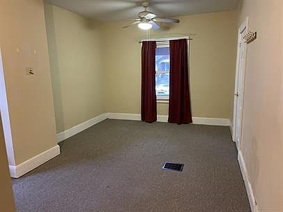 4th image of 1539 Gladstone Ave #10699097