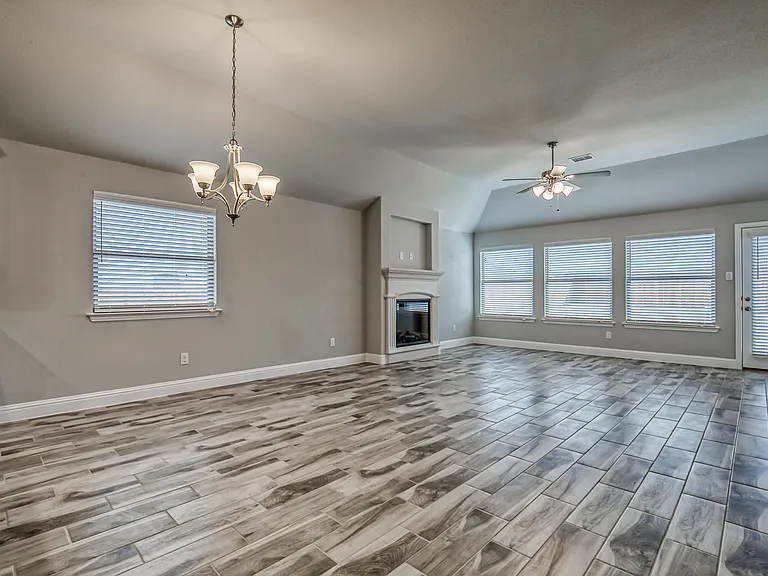 207 Gardenia Dr — Photo 23