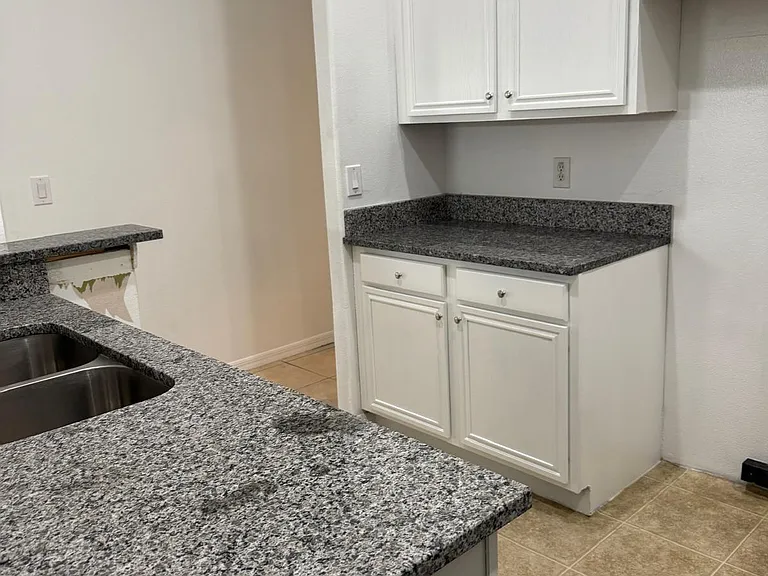 2165 Island Walk Dr — Photo 11