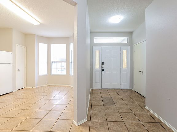 5th image of 6250 Gillian Park Dr