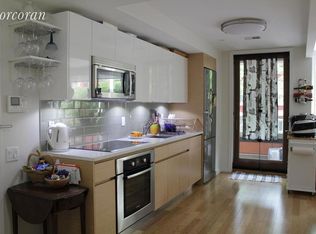 186 8th St APT 2A, Brooklyn, NY 11215