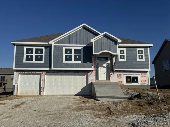 15618 Sheridan Ct, Basehor, KS 66007