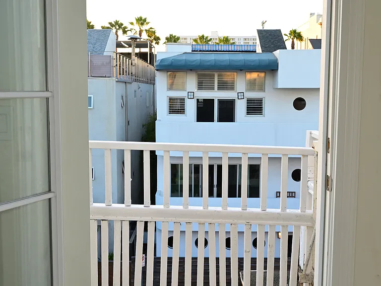 Private balcony with sweeping ocean views