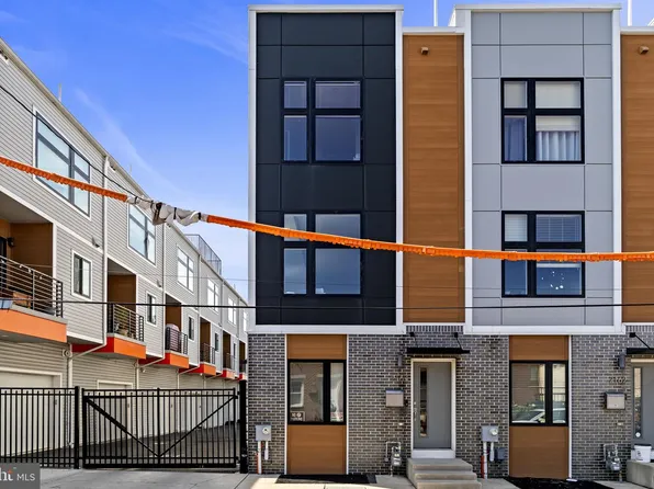 2164 Dreer St, Philadelphia, PA 19125