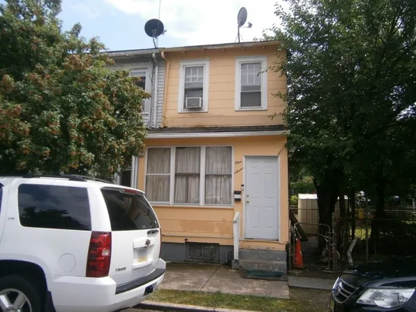 111 Schenck St, Trenton, NJ 08611