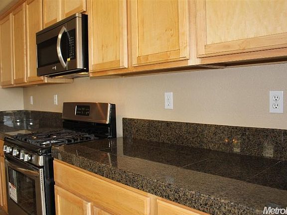 5th image of 3711 Skeena Ave