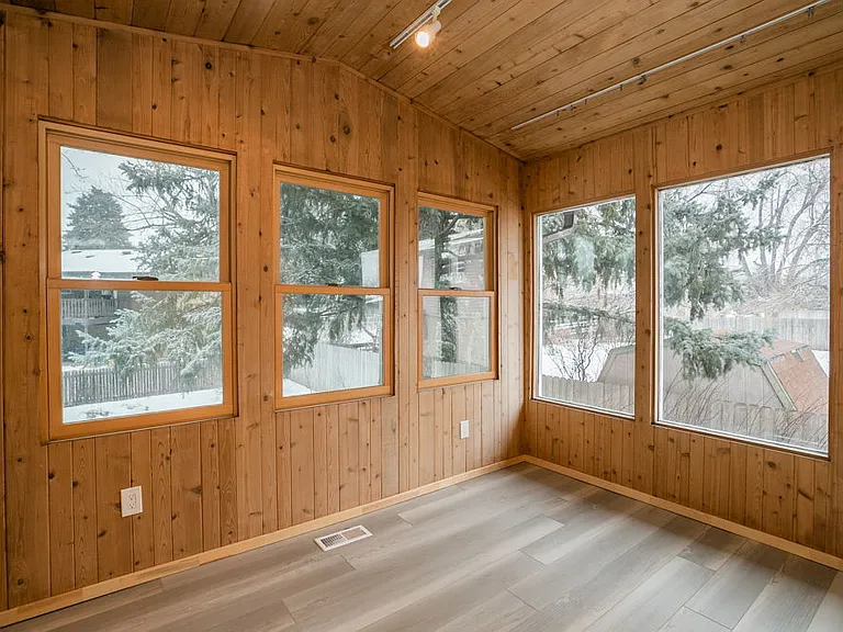 2308 S Lima St — Photo 15