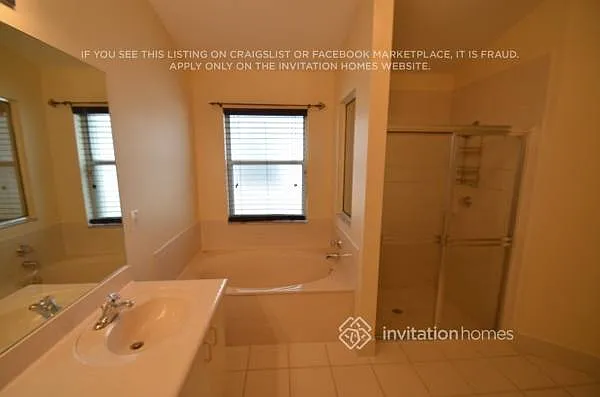 4912 SW 32nd Way — Photo 11