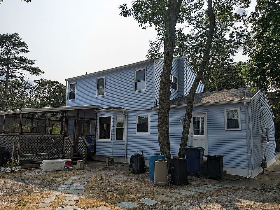 2nd image of 127 Cedar Lake Dr