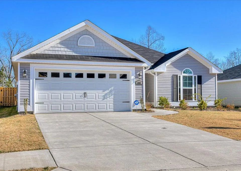 934 Mulford Loop