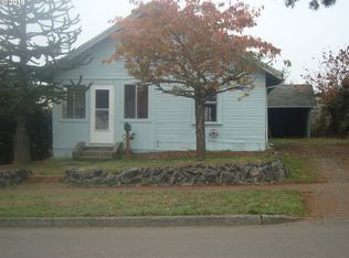 564 E 10th St, Coquille, OR 97423