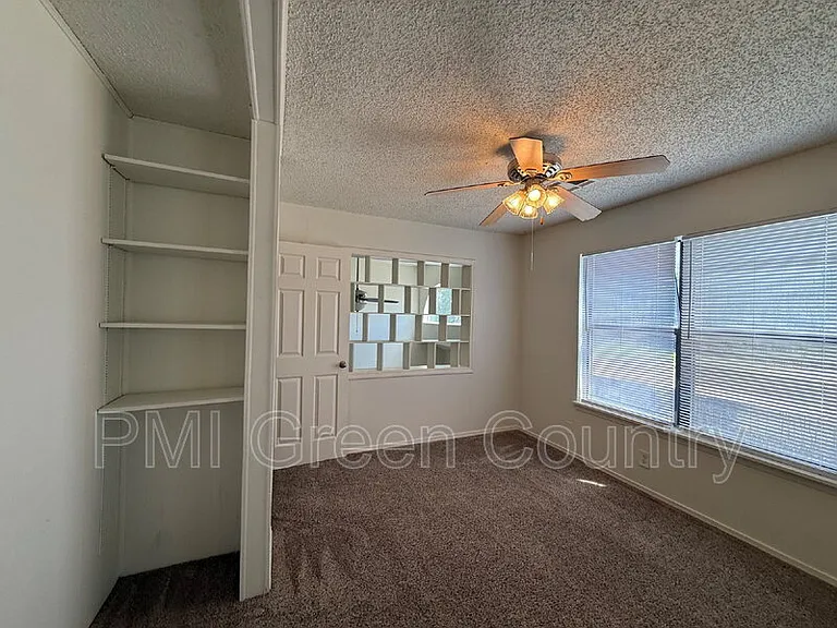 6028 S 90th East Pl — Photo 22