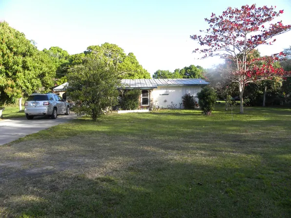 4500 Edwards Road, Fort Pierce, FL 34981