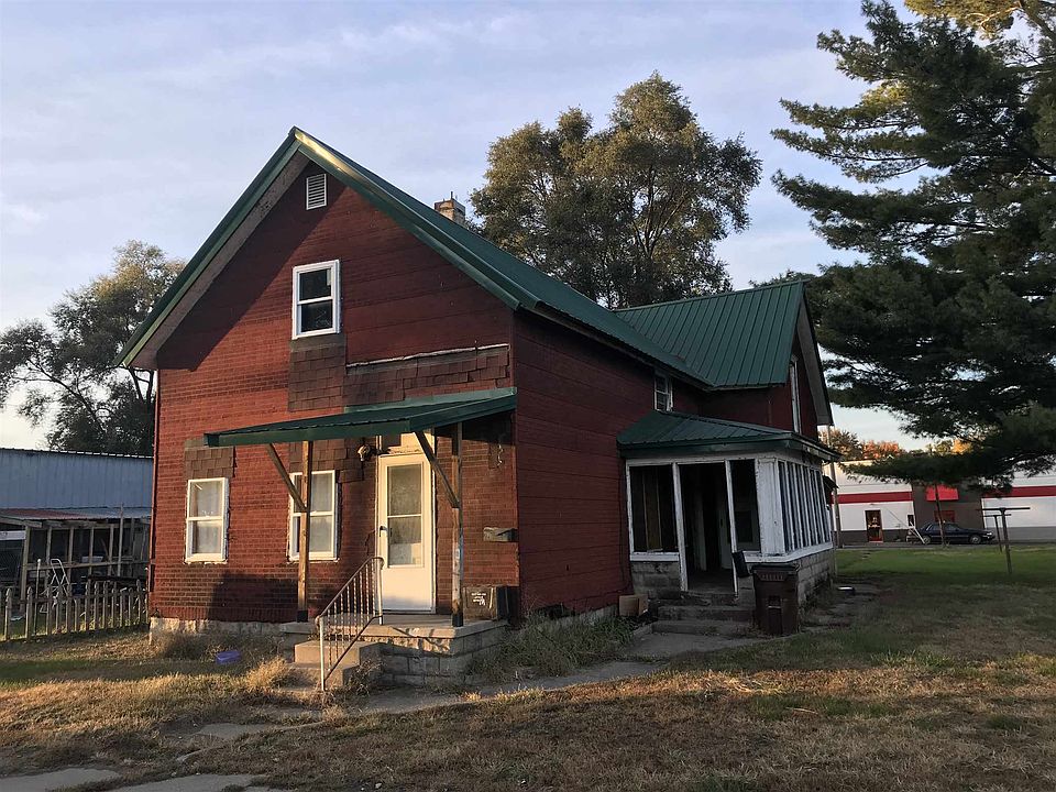1st image of 414 W Melbourne Ave