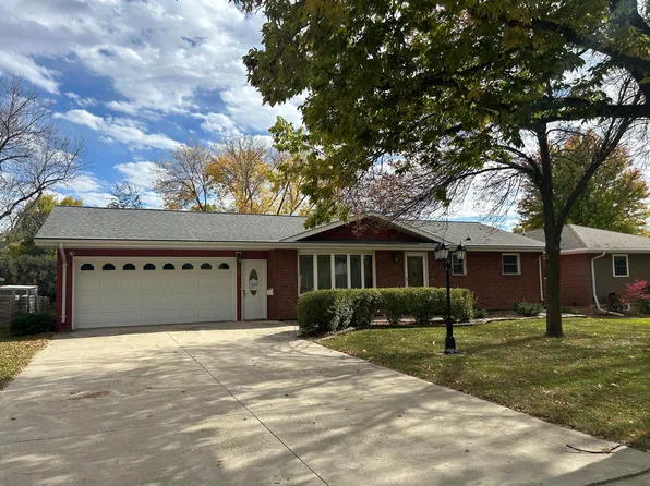 602 N Madison St, Minneota, MN 56264