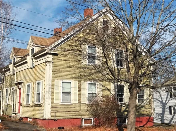 24 Woodland St, Newburyport, MA 01950