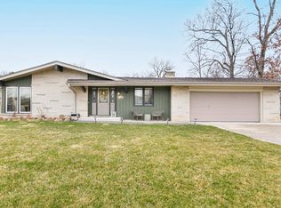 13060 W Brentwood Dr, New Berlin, WI 53151
