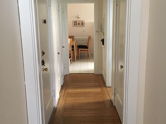4th image of 1722 Wallace St #1