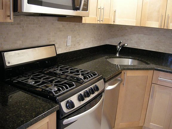 5th image of 216 E 28th St APT 3A