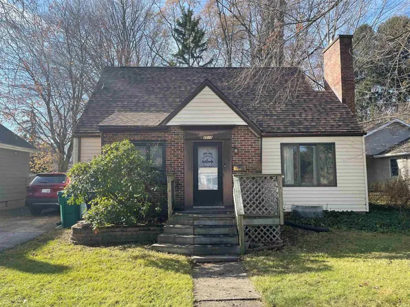 2010 Monroe St, La Porte, IN 46350