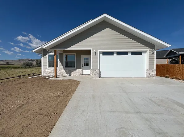 663 Melody St, Buffalo, WY 82834