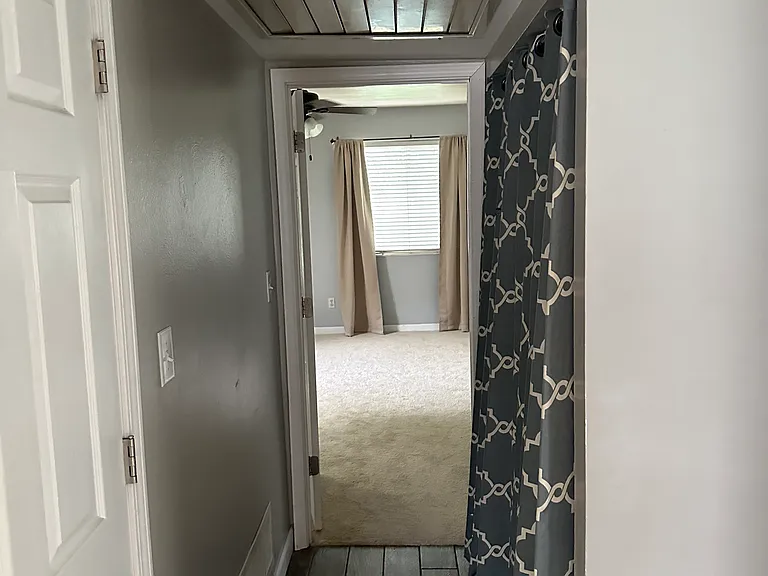 409 Far Hill Dr — Photo 6