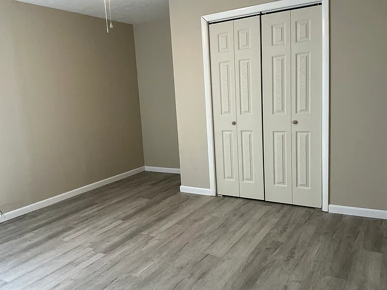1750 Jonathan Creek Rd #B — Photo 11