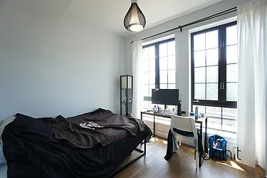 Rented by Rennit Inc.