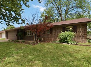 1908 Robyn Rd, Springdale, AR 72762