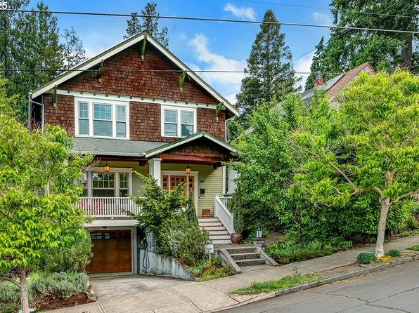 4015 SE Schiller St, Portland, OR 97202