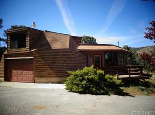 9516 Whispering Pines Rd, Frazier Park, CA 93225