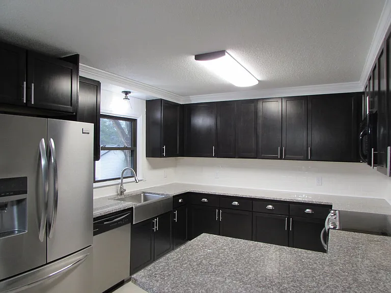2725 Sloop Rd — Photo 3