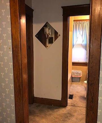 2nd image of 443 N Drury Ave