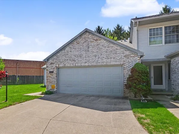 1220 Quail Run Dr #1, Savoy, IL 61874