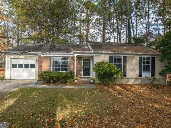 385 Birch Rill Dr, Alpharetta, GA 30022