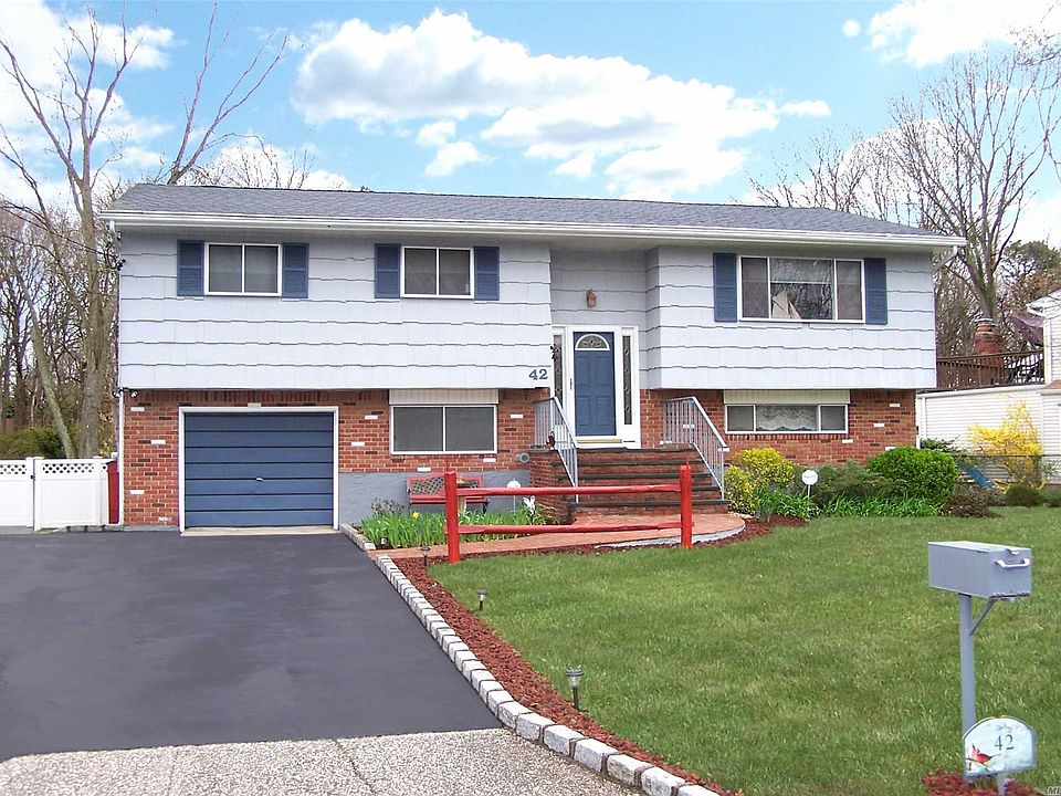1st image of 42 Julbet Dr