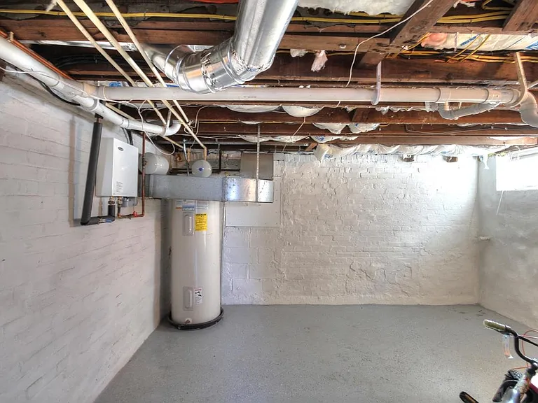 BasementElectric&WaterHeaterRoom