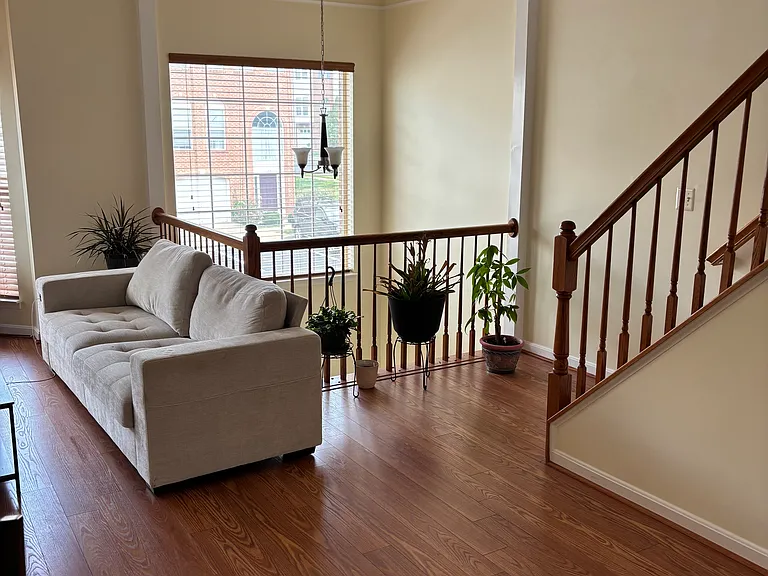 105 Barrett Ct — Photo 12