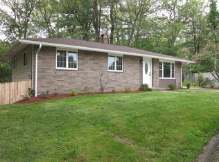 15 Coderre Dr, Bellingham, MA 02019