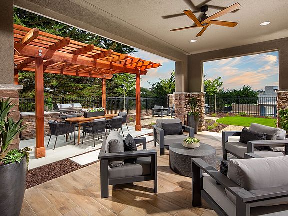 Plan 2 Model Home Outdoor Room