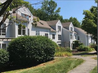 34 Salem Pl, Amherst, MA 01002