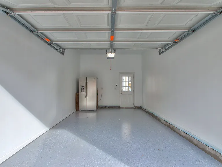 617 Cheltenham Ave — Photo 15