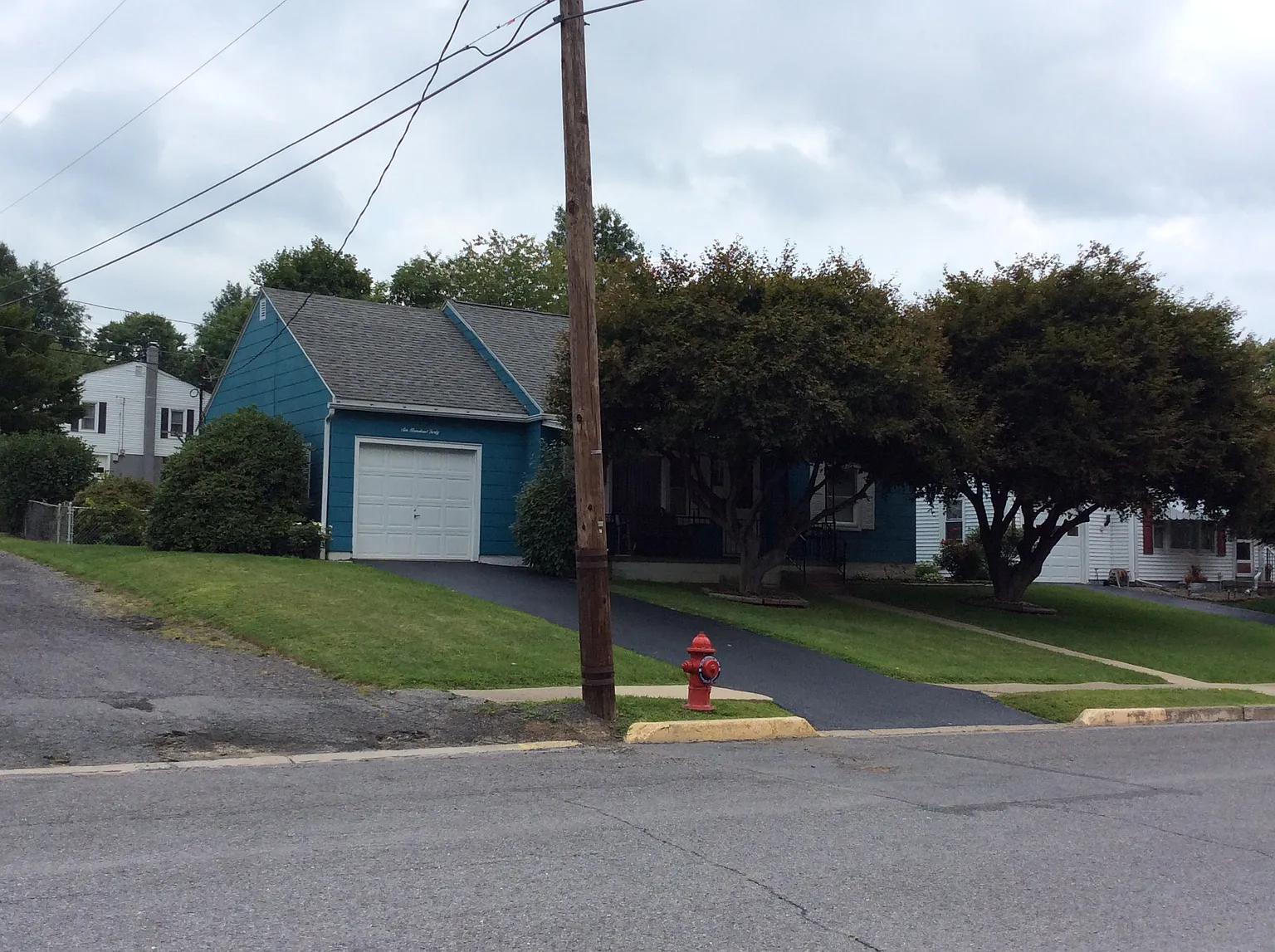 640 North Ave photo 1