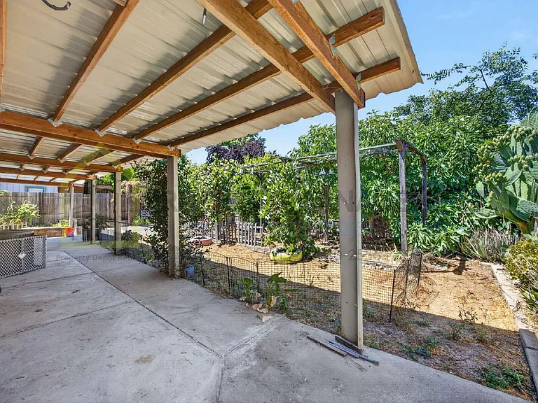 8779 Brittany Park Dr — Photo 48