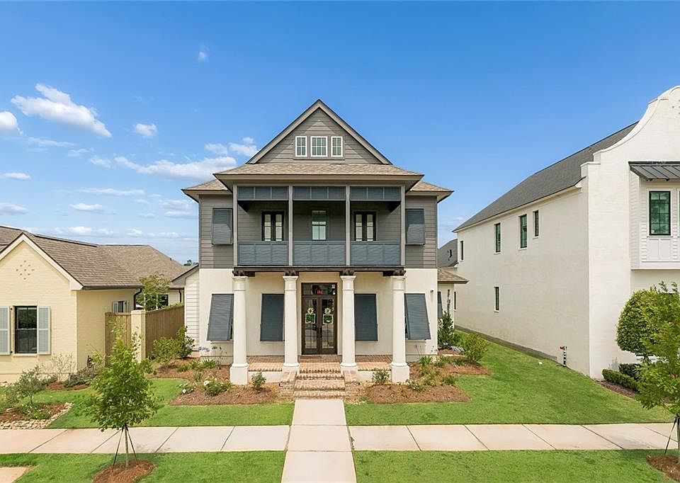 1st image of 141 Bay Tree Manor Dr