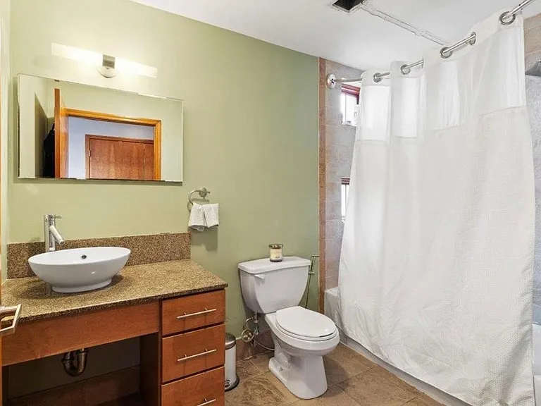 515 30th St #1B — Photo 18