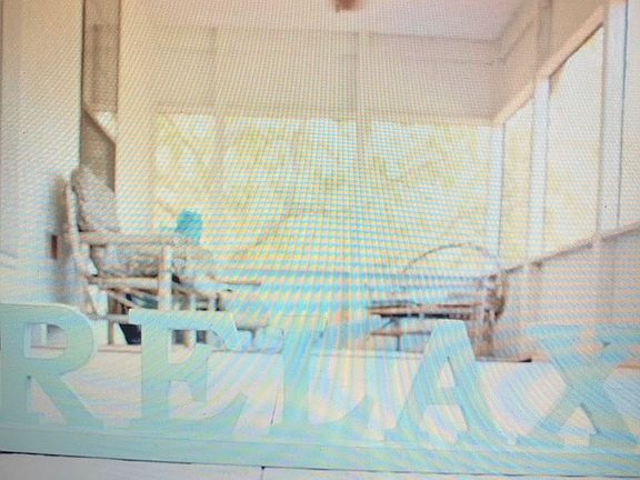 Screened porch-NO BUGS!