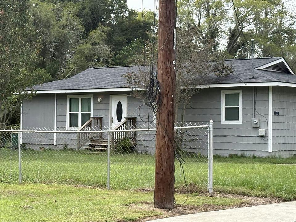 1st image of 4019 5th St
